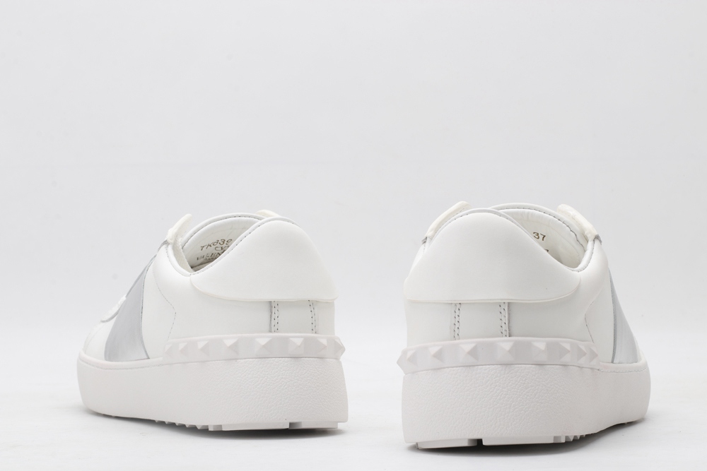 VA1ENTIN0 sneaker
